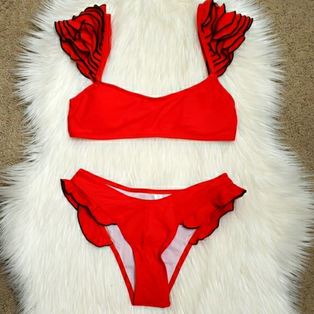 New Sexy Red Ruffle Shoulders Bikini Set Swimsuit - Picture 6 of 7